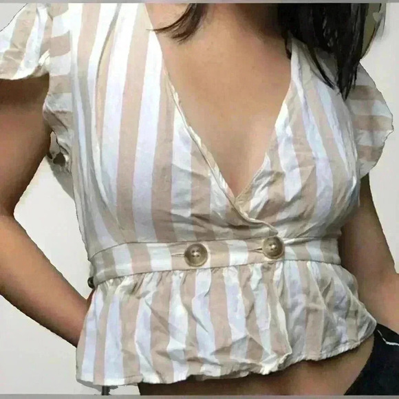 Forever 21 Crop Top Multi Color V Neck Button Closure Neutral Cream Tan Medium - Picture 1 of 7